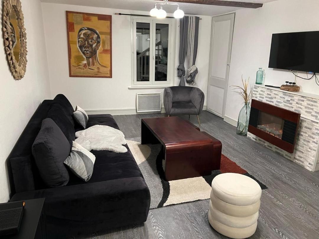 Ndiam 'S Apartment องเฟลอร์ ภายนอก รูปภาพ